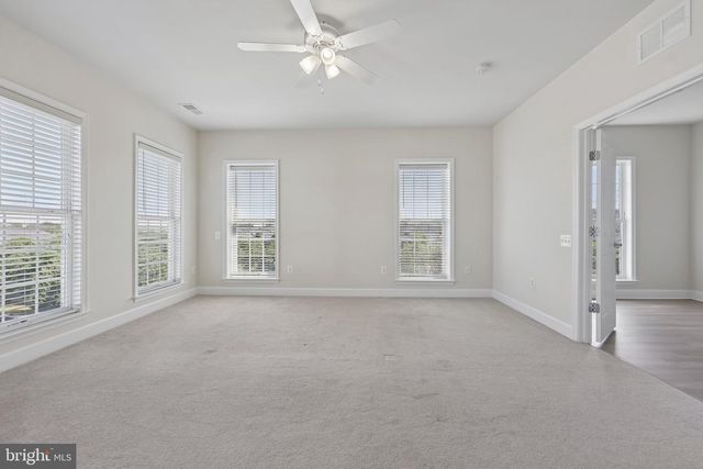 2213 OBERLIN DR, Woodbridge, VA 22191