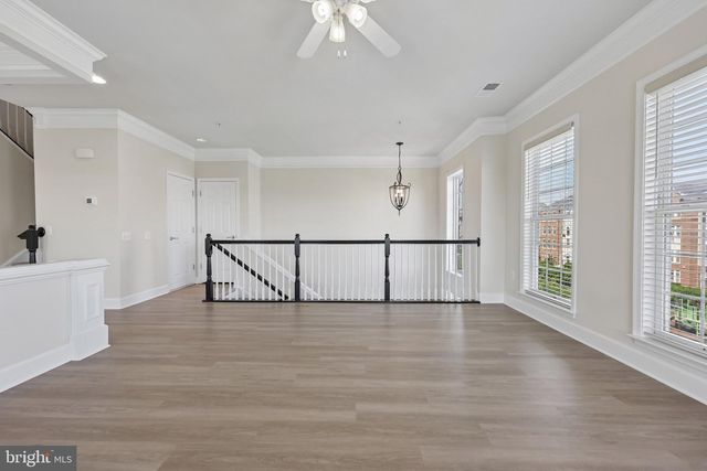 2213 OBERLIN DR, Woodbridge, VA 22191