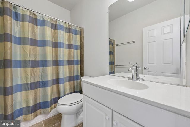 2213 OBERLIN DR, Woodbridge, VA 22191
