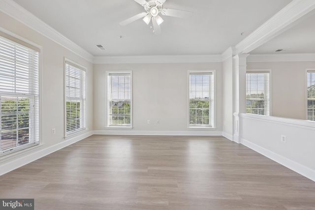 2213 OBERLIN DR, Woodbridge, VA 22191