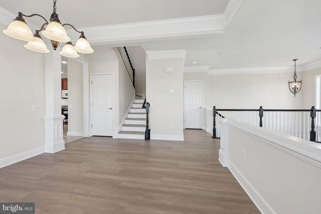 2213 OBERLIN DR, Woodbridge, VA 22191