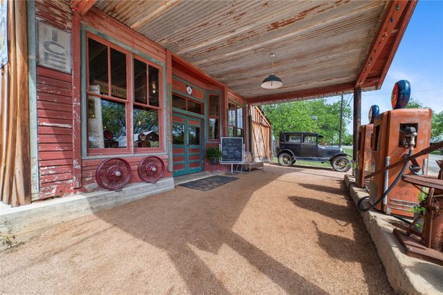 622 Main, Blanket, TX 76432