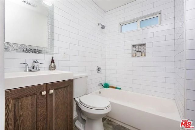 1400 N Avenue 46, Los Angeles, CA 90041