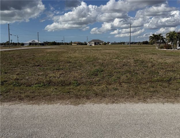 8 Laurel CT, Placida, FL 33946