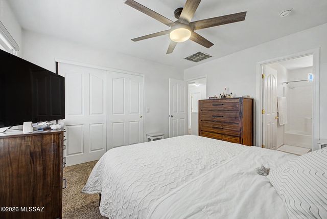 6863 S Cottontail Run Avenue, Tucson, AZ 85756