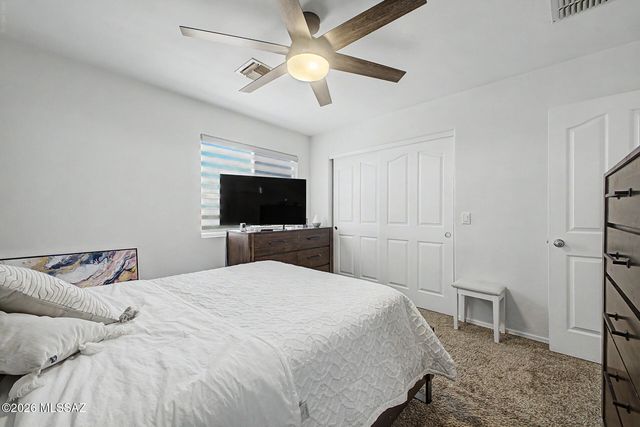 6863 S Cottontail Run Avenue, Tucson, AZ 85756