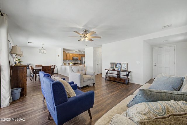 6863 S Cottontail Run Avenue, Tucson, AZ 85756