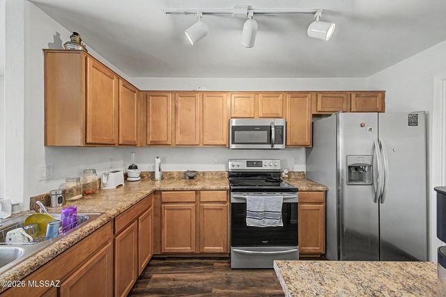 6863 S Cottontail Run Avenue, Tucson, AZ 85756