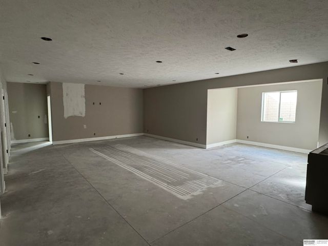 10316 S 212th Street, Gretna, NE 68028