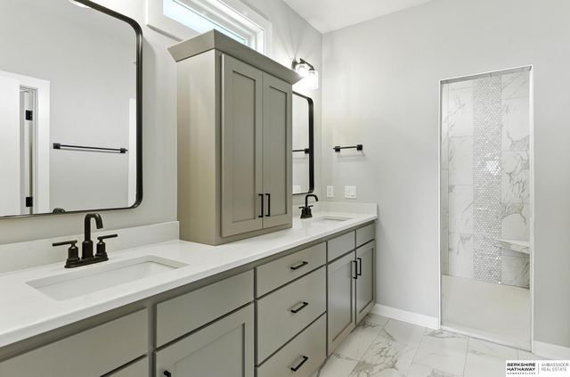 10316 S 212th Street, Gretna, NE 68028