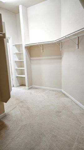 20805 Prestwick DR, Hutto, TX 78634