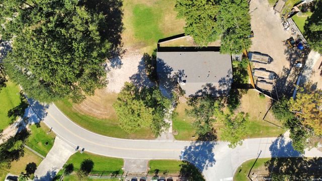 30202 E Geneva Drive, Spring, TX 77386