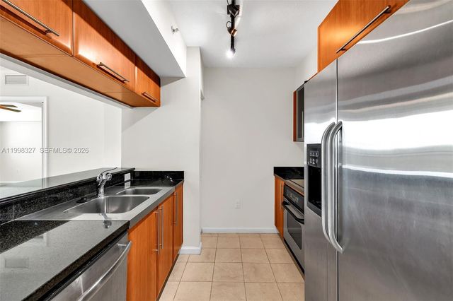 610 W Las Olas Blvd 1121N, Fort Lauderdale, FL 33312