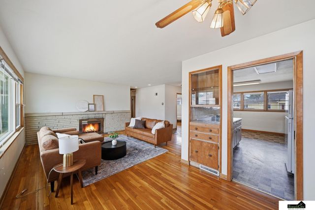 624 S 56 Street, Lincoln, NE 68510