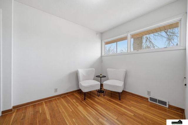 624 S 56 Street, Lincoln, NE 68510