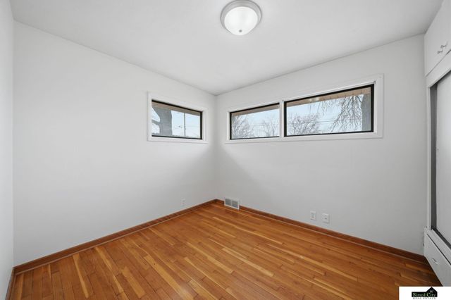 624 S 56 Street, Lincoln, NE 68510