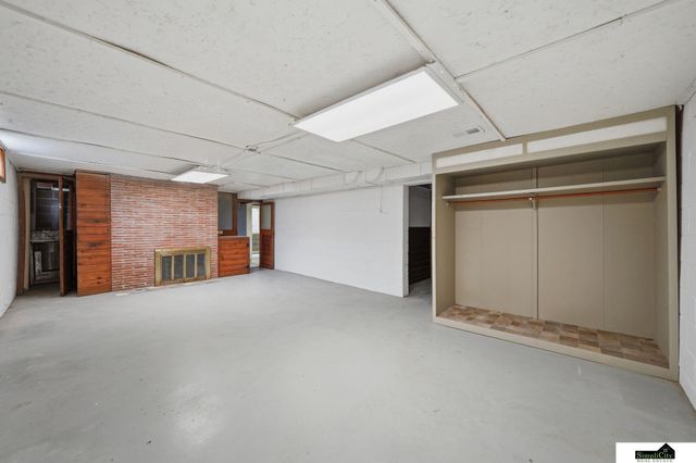 624 S 56 Street, Lincoln, NE 68510