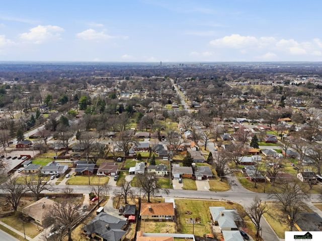 624 S 56 Street, Lincoln, NE 68510