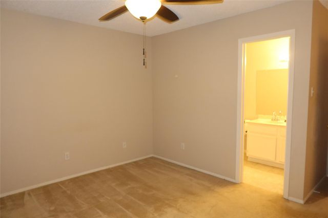 4159 Steck Ave 148, Austin, TX 78759