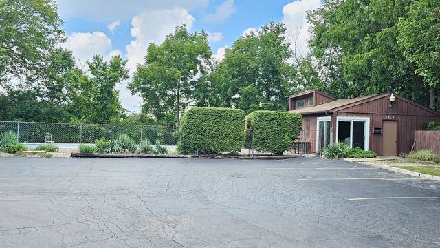 1461 W Midland Court, Joliet, IL 60436