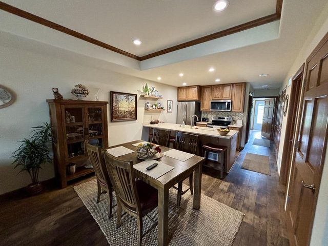 1327 S Wilson AVENUE, Hartford, WI 53027