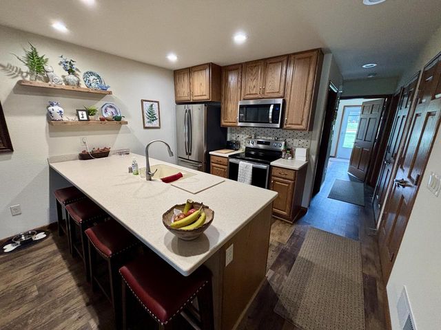 1327 S Wilson AVENUE, Hartford, WI 53027