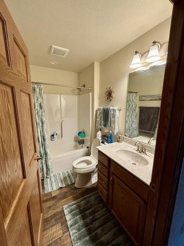 1327 S Wilson AVENUE, Hartford, WI 53027