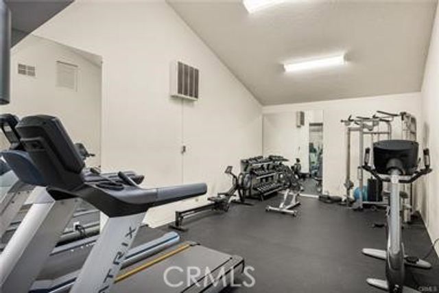 3010 Associated Road 122, Fullerton, CA 92835