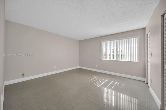671 W 80th St 0, Hialeah, FL 33014