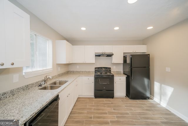 205 Wellington Drive, Mcdonough, GA 30252