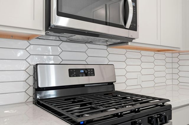 19071 Cetara Villa Drive, Hockley, TX 77447