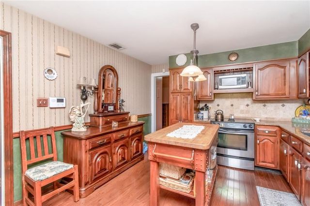 3801 Hilton Drive, Mobile, AL 36693