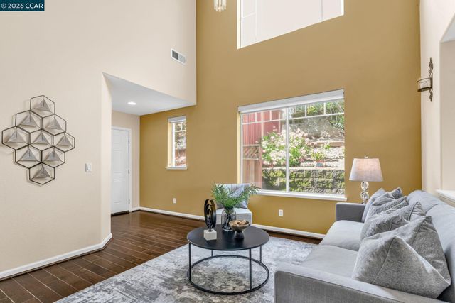 125 Shadowhill Cir, San Ramon, CA 94583