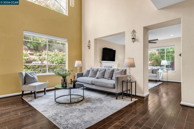 125 Shadowhill Cir, San Ramon, CA 94583