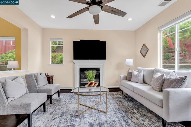125 Shadowhill Cir, San Ramon, CA 94583