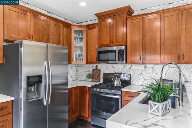 125 Shadowhill Cir, San Ramon, CA 94583