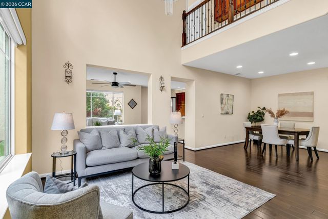 125 Shadowhill Cir, San Ramon, CA 94583