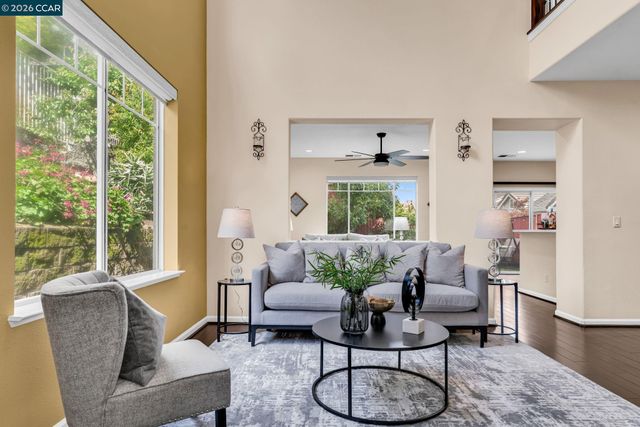 125 Shadowhill Cir, San Ramon, CA 94583