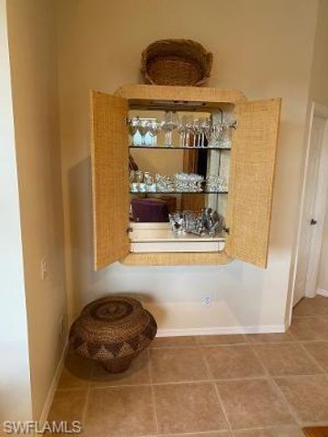 100 L Ambiance CIR E 201, Naples, FL 34108