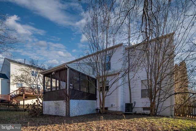 4 JOLIE CT, Fredericksburg, VA 22406