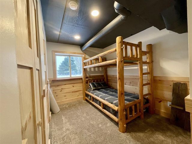 75512 County Road 665, Lawton, MI 49065