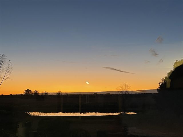 75512 County Road 665, Lawton, MI 49065