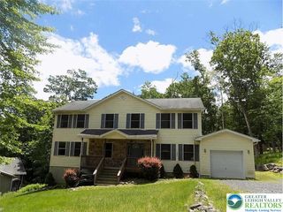 217 St Andrews Drive, Middle Smithfield Twp, PA 18324