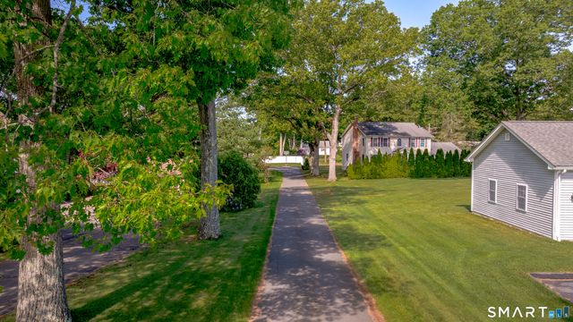 261 Spring Road, North Haven, CT 06473