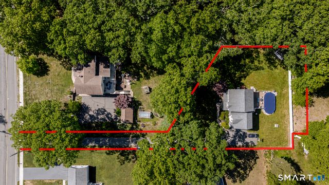 261 Spring Road, North Haven, CT 06473