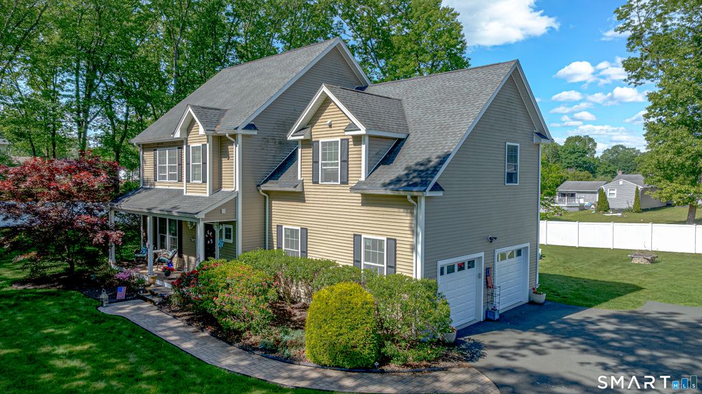 261 Spring Road, North Haven, CT 06473