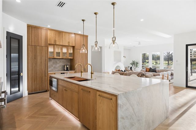 6001 Pine Valley Drive, Flower Mound, TX 75022