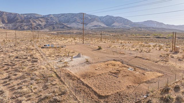7077 Camp Rock Road, Lucerne Valley, CA 92356