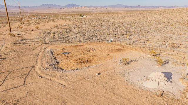 7077 Camp Rock Road, Lucerne Valley, CA 92356