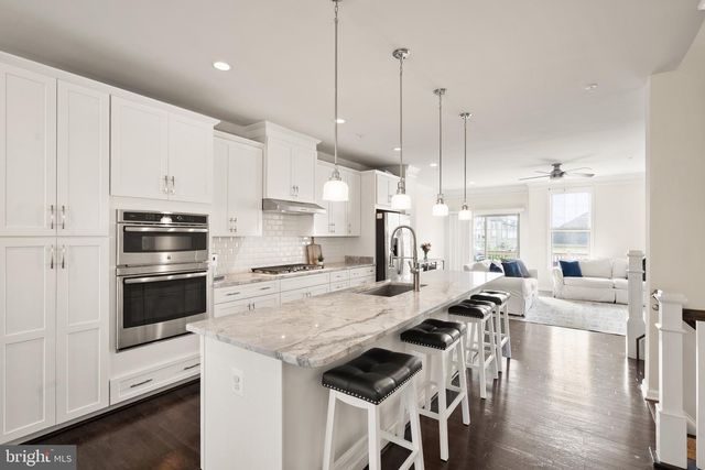 43197 HALKETT SQ, Ashburn, VA 20148